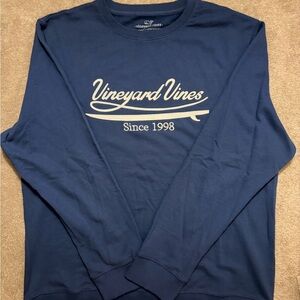 Vineyard Vines sweatshirt L (NWOT)